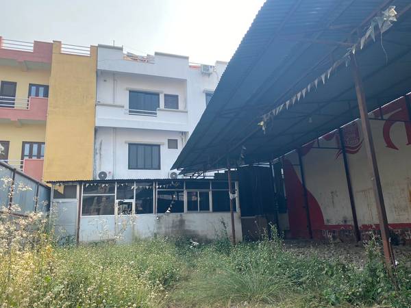 Truss on Rent at Tilottama Yogikuti Shanti Chowk
