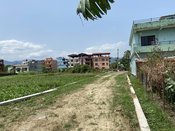 Land sale at drivertole bhetgat Family restaurent