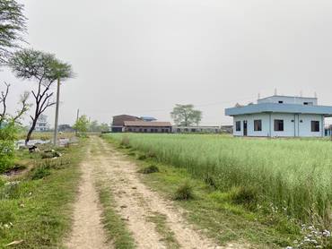 Land For Sale In Sainamaina-5, Baksad Dadha, Near Paschim Parroha School