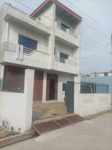 Flat rent for godam purpose at dingarnagar tilottama